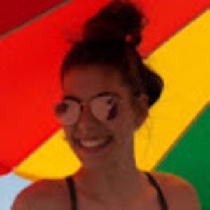Meet your Posher, Adrienne